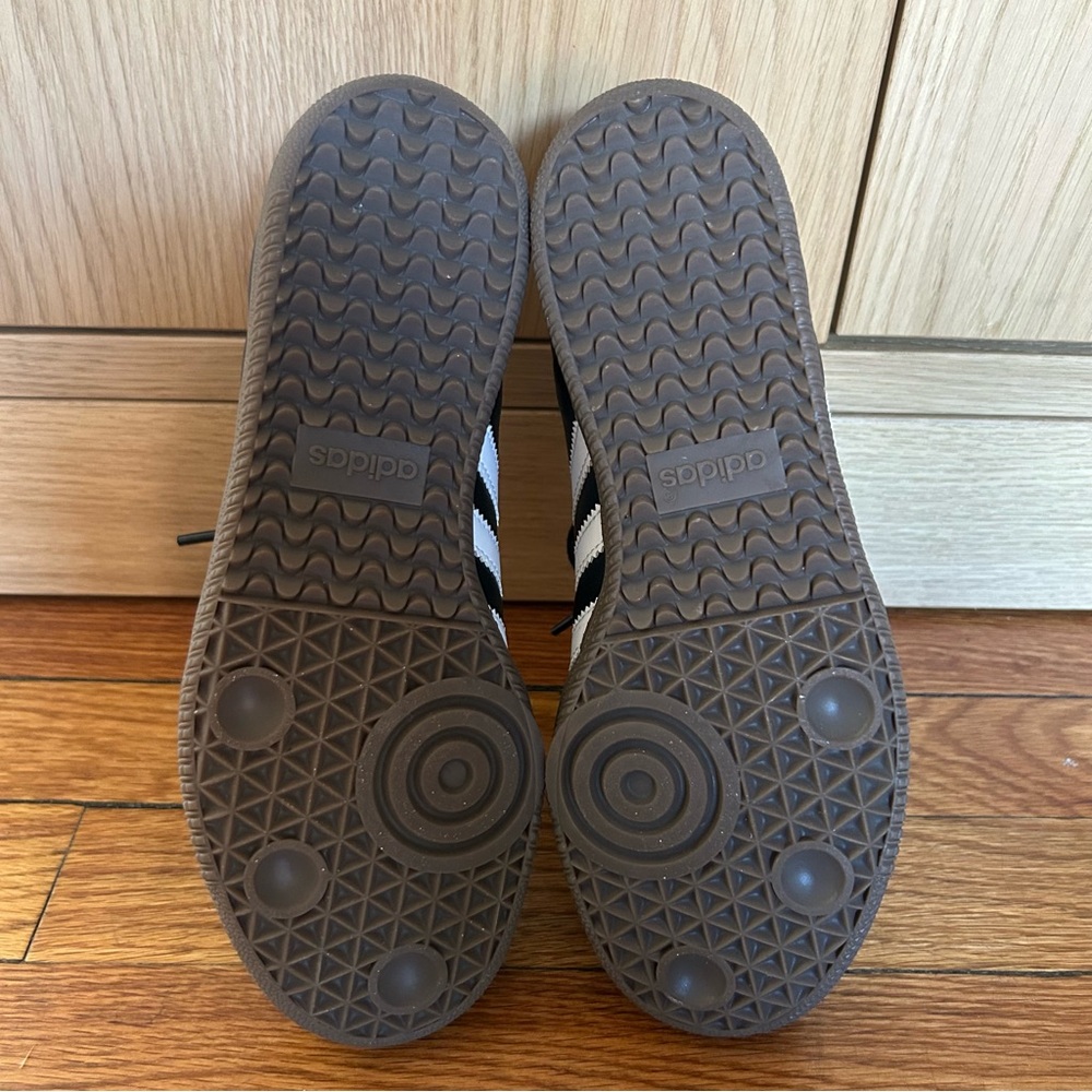 Adidas Samba Black Shoes - Picture 4 of 5